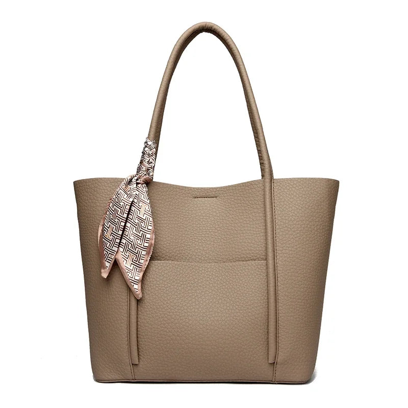 Genuine Soft Leather Tote Bag Women's Large Capacity Carrying Bags Designer Handbag Vintage Shoulder Bag Brand Commuting Bags