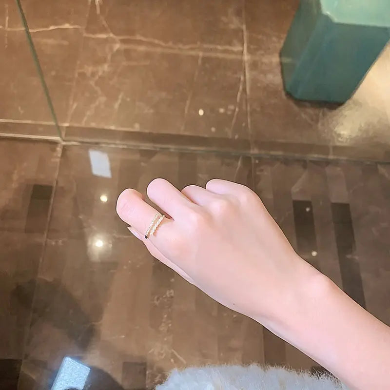 Light Luxury Micro Rhinestone Rings for Woman Gold-color Elegant Simulated Pearl Open Ring Party Wedding Stackable Ring Jewelry