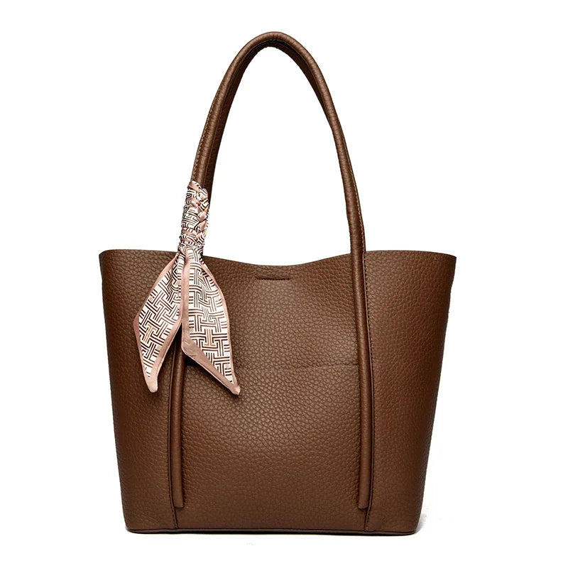 Genuine Soft Leather Tote Bag Women's Large Capacity Carrying Bags Designer Handbag Vintage Shoulder Bag Brand Commuting Bags